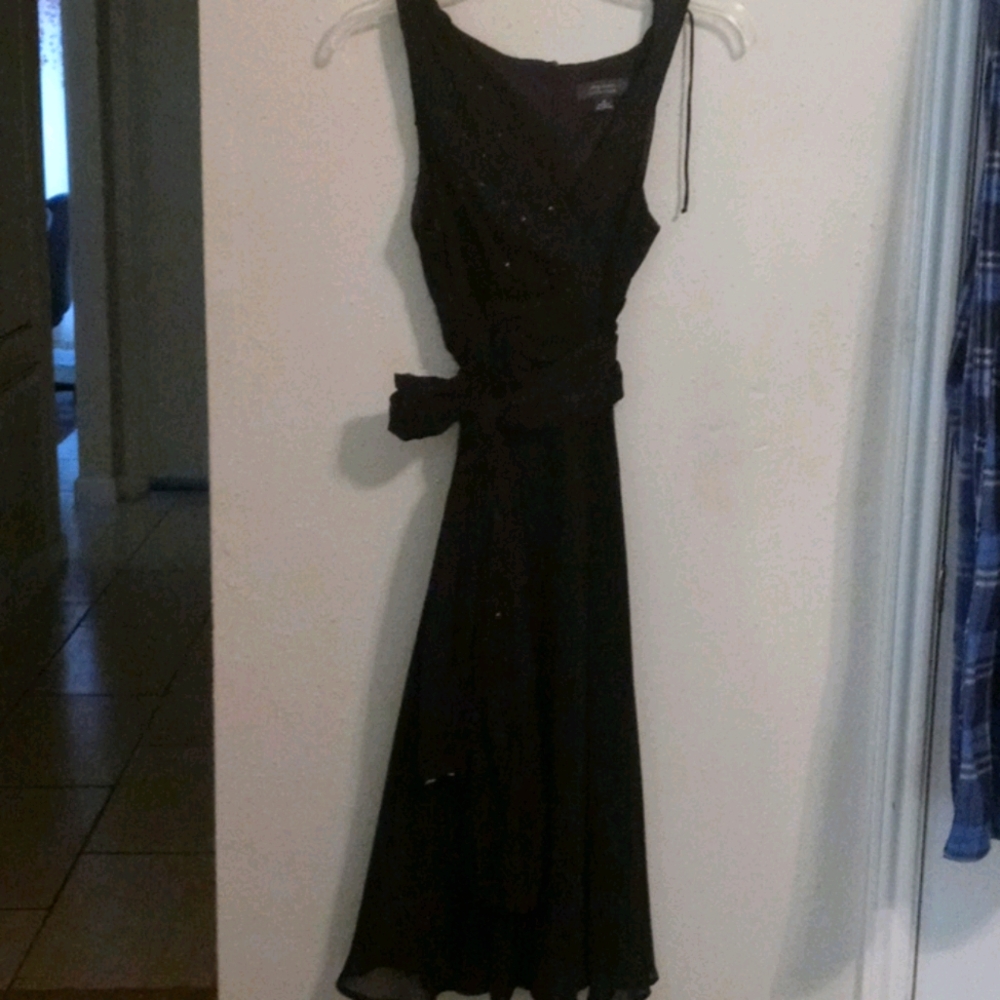 Sleeveless evening dress